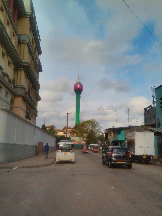 Haven Fort Hostel Коломбо Экстерьер фото