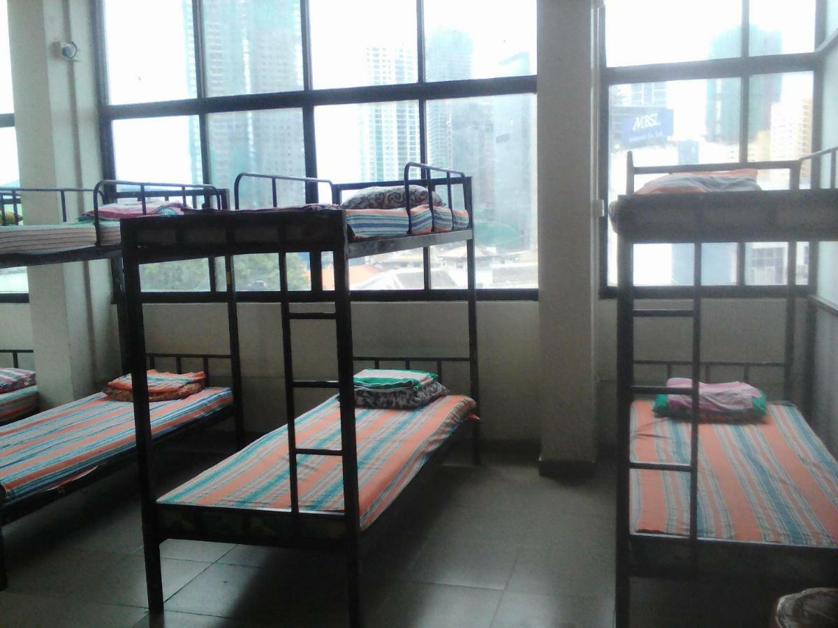 Haven Fort Hostel Коломбо Кровати хостела фото